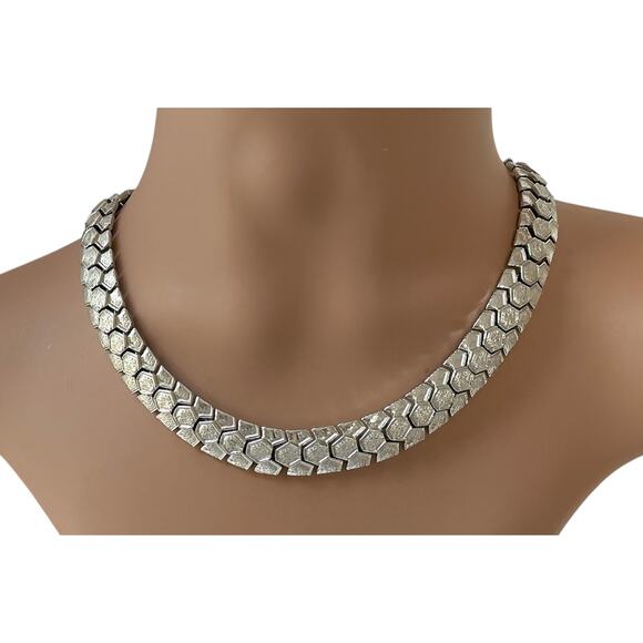60s Coro Silver Tone Single Strand Honeycomb Pattern Adjustable Choker Necklace - Picture 1 of 5